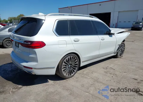2020 BMW X7 xDrive40I z USA, uszkodzony, nr VIN 5UXCW2C00L9B66121
